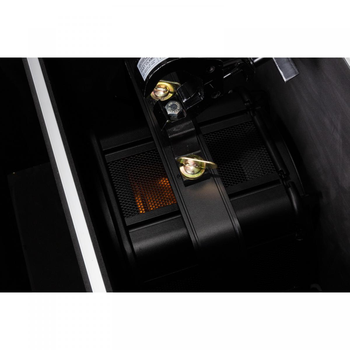 case-for-2xbt-retro-close-up-3