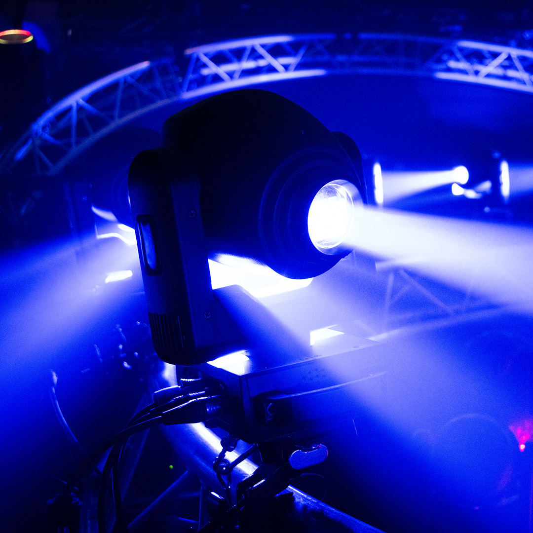 explorer-spot-action