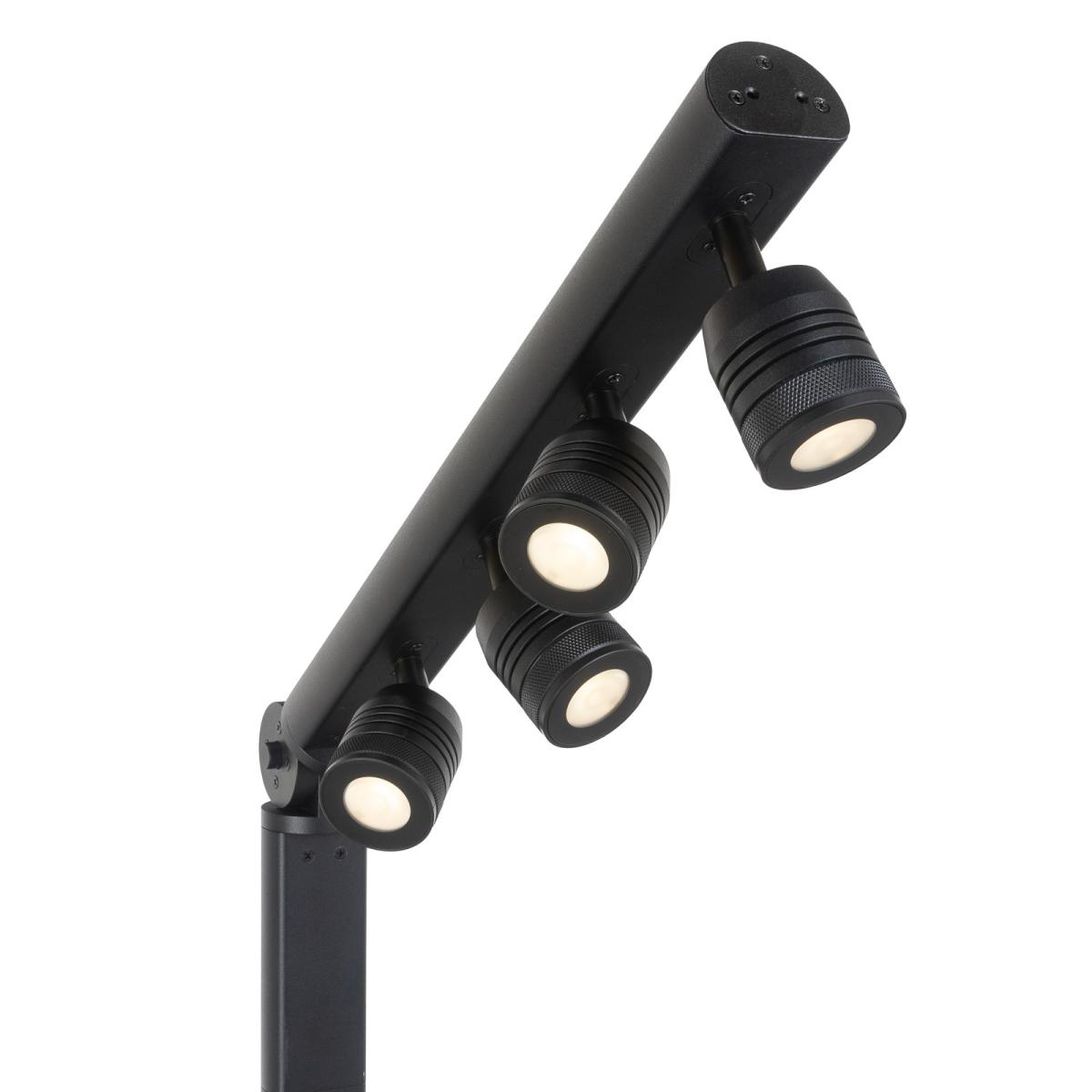 bti-akkupole-black-close-up