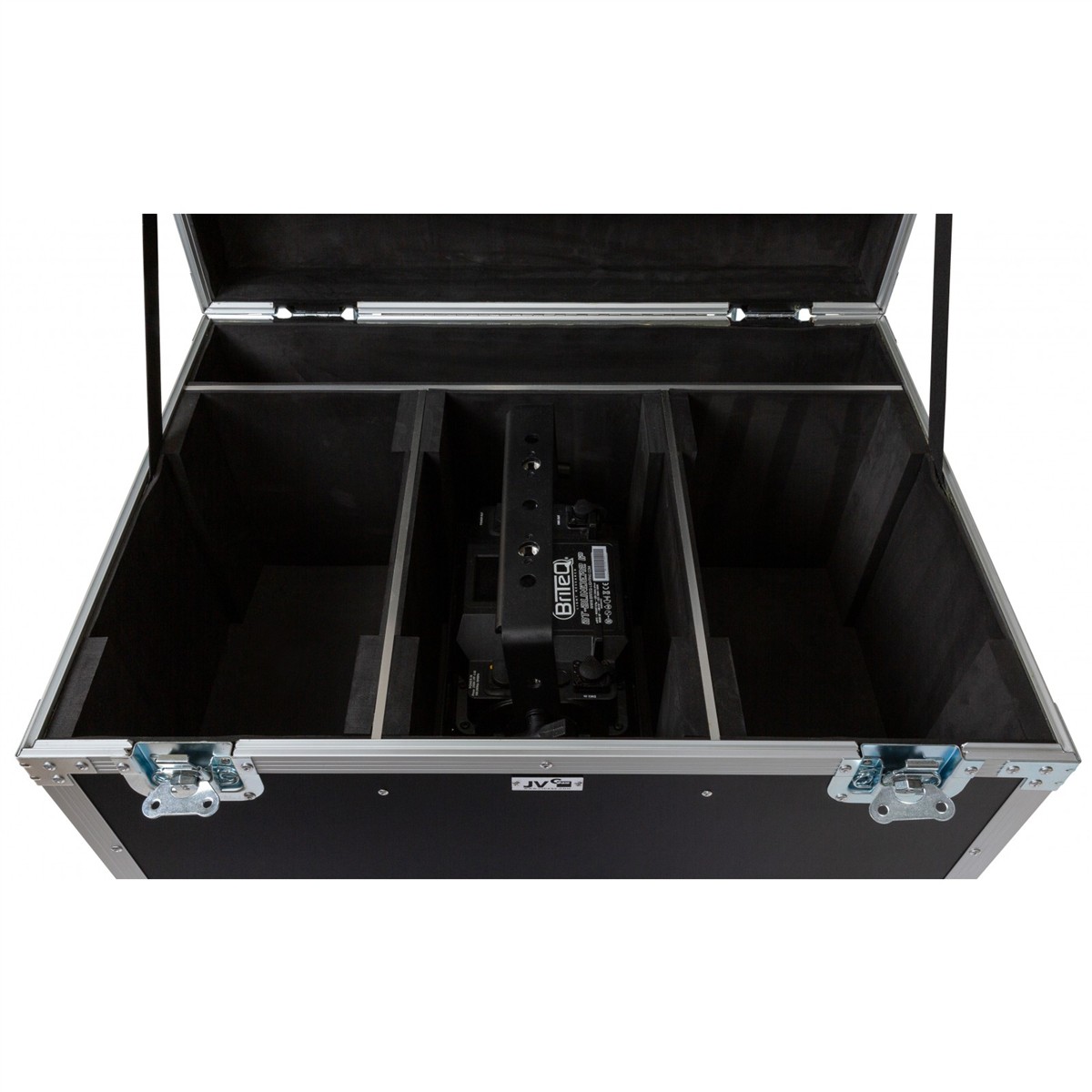 case-for-3xbt-blinder2-ip-close-up-2