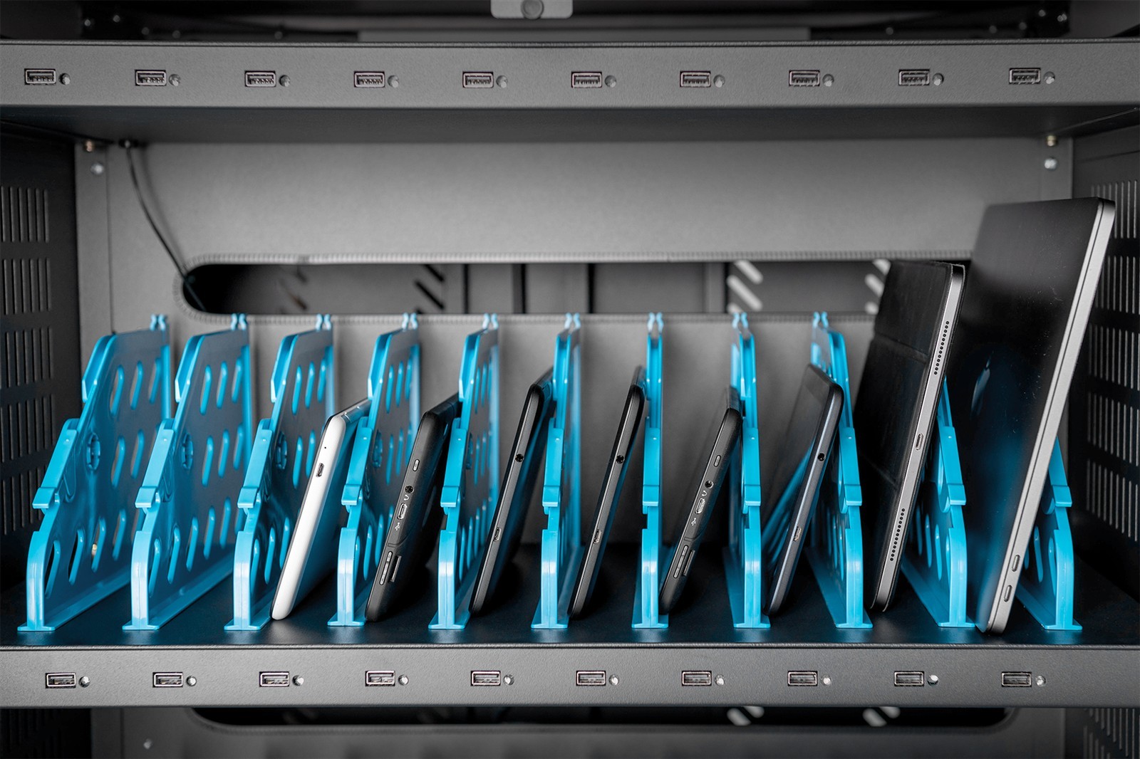 DN45002_4016032477617_Application_2_RGB
